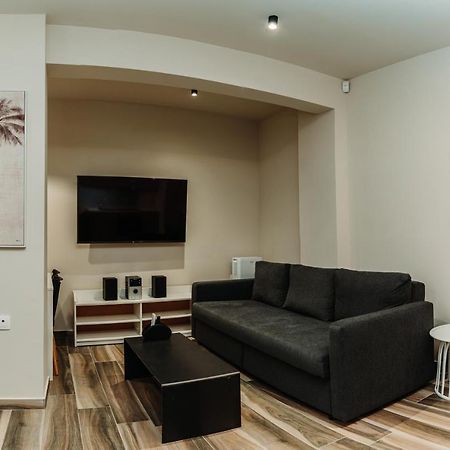 Blackhaus Family And Friends Deluxe Apartment Салоники Экстерьер фото